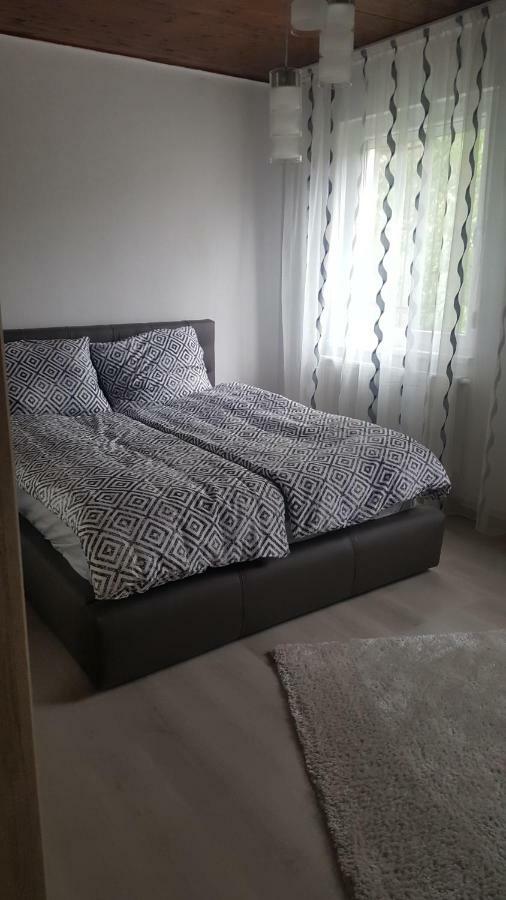 Gutenberg Utca Apartman Szeged Exterior photo